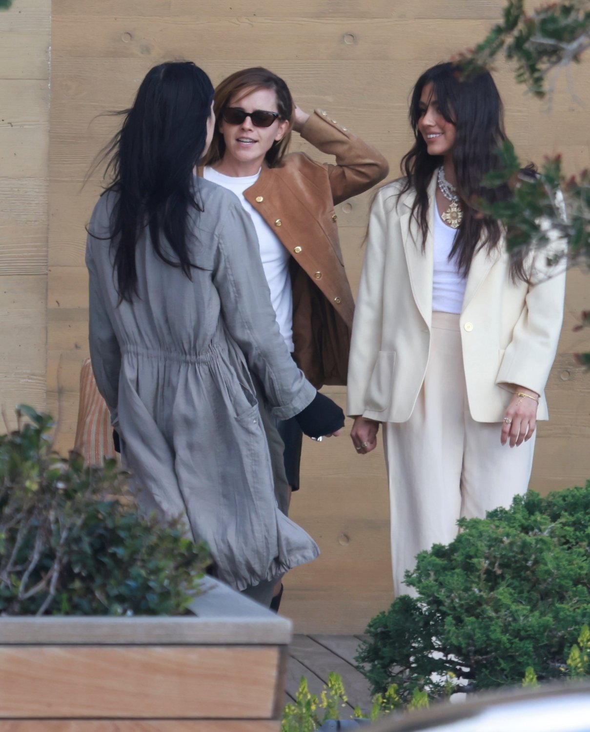 sAJ9I7VK Emma Watson 2 39.jpg